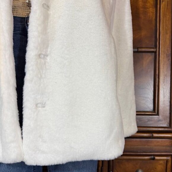 NWOT Avec Les Filles Sugar White Faux Fur Coat - Picture 11 of 13